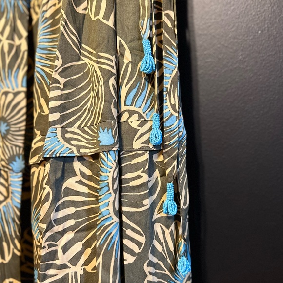 Omika Billie Midi Dress - Picture 6 of 16